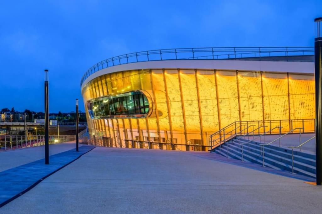 Studio 2 Chartres Gare Et Colisee A 100 M Exterior photo